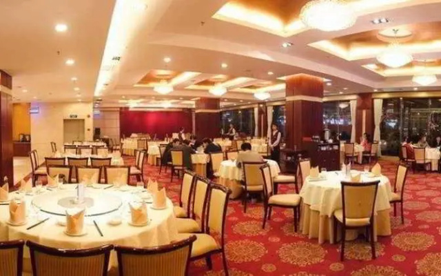 F Hotel Formerly Ming Tian Inn Long Hua Branch
