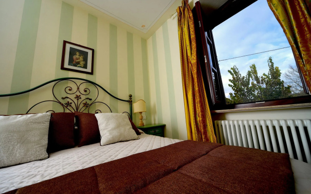 Residenza L'uncinaia Holiday House