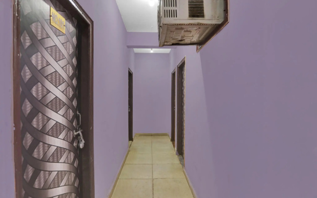 OYO 81441 Shri Radha Krishna Palace
