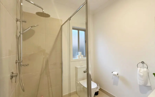 Tarneit Holiday Home