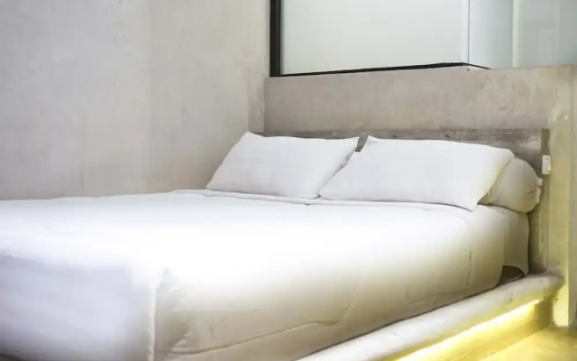 Djuragan Kamar Mangga Besar