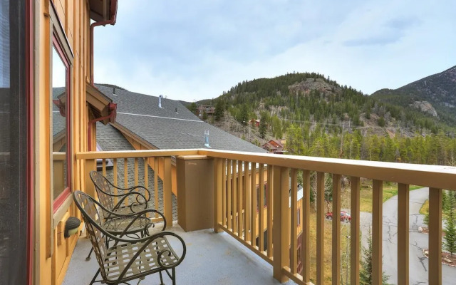 2311 Red Hawk Lodge 2 Bedroom Condo by RedAwning