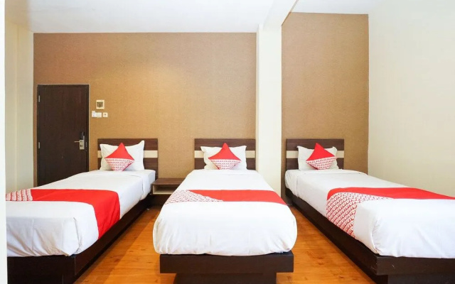 OYO 275 Hotel Kita