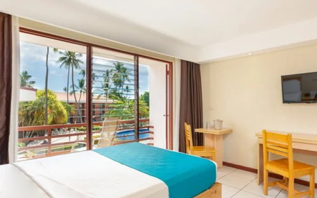 Jaco Beach Hotel & Club