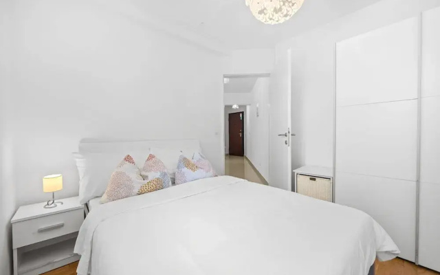 Apartment White