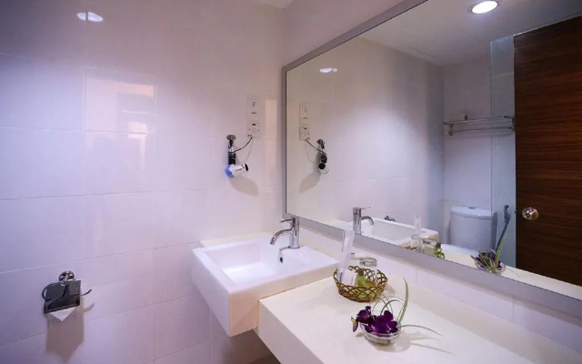 Standard Double room (full double bed) · Bella Vista Express Hotel Langkawi — photo 2