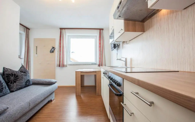 Connys Apartments