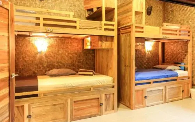 Sleepy Croc Hostel