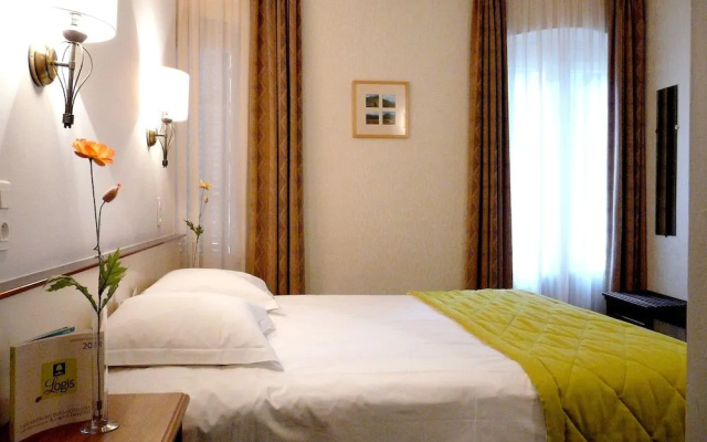 Logis Hôtel de la Paix