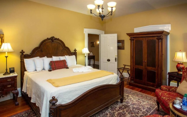 Eliza Thompson House, Historic Inns of Savannah Collection