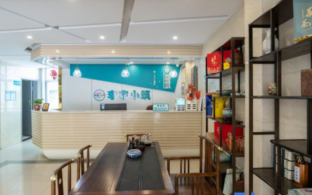 The Lee Family Xiaozhu Inn