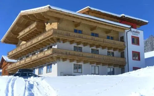 AlpenHit Saalbach