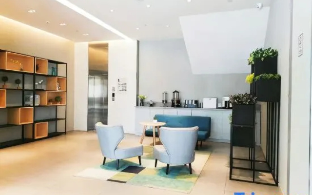 Homeinn Selected Hotel (Kunming High Tech Zone Xicheng Times Shopping Center)