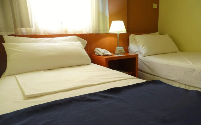 Hotel UTHGRA de las Luces