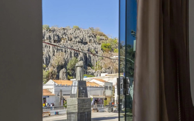 Hotel Dallas Toribio