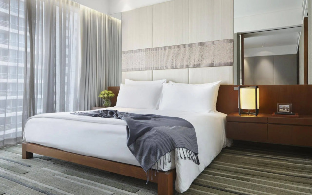 Hansar Bangkok Hotel