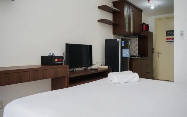 Comfort And Warm Studio Room Apartment At M-Town Residence