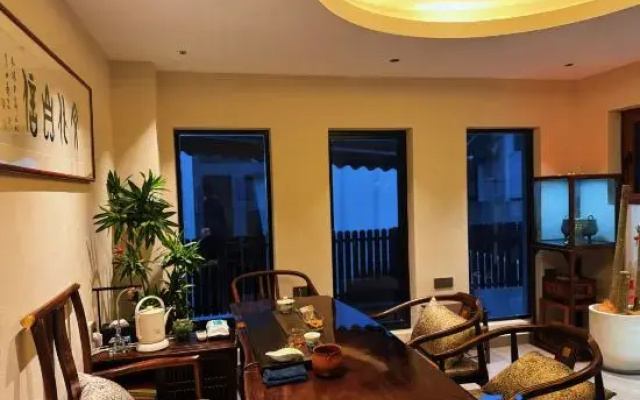 Hangzhou · 308 Tea-themed Stay · (Lingyin Store)