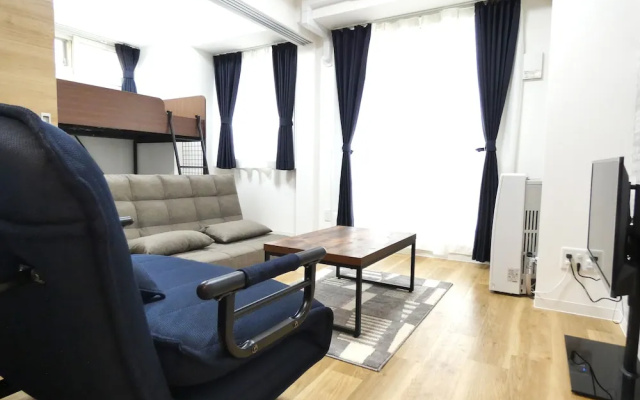 Alpha Square Minami 6 Jo 301