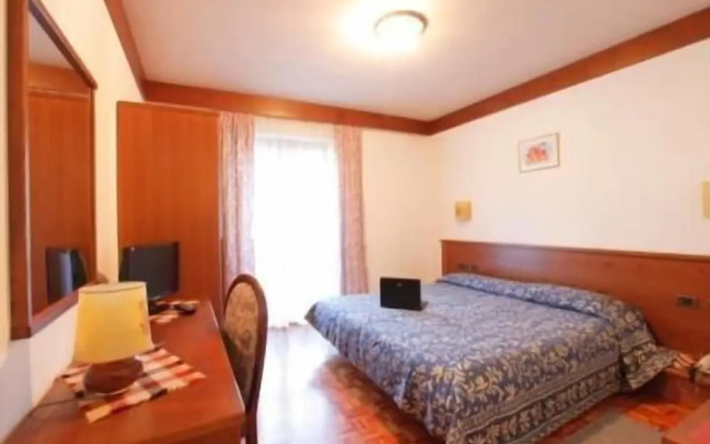 Hotel Carlone