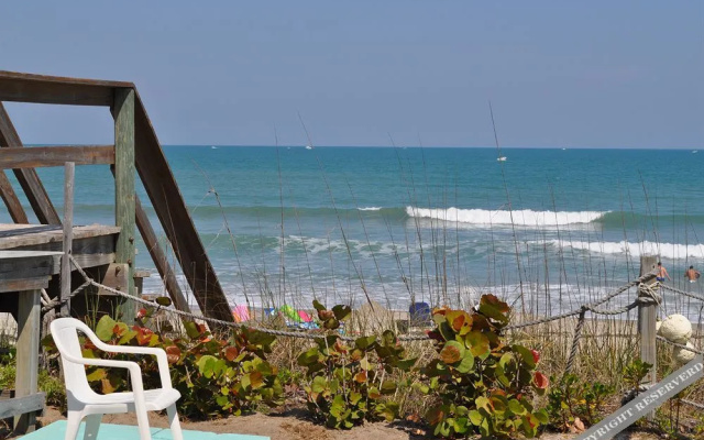Sea Scape Oceanfront Motel