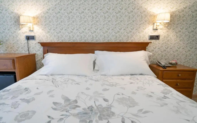 Hotel Arco Navia