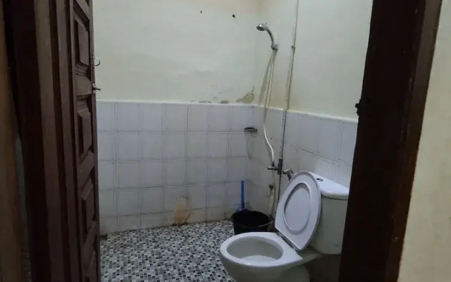 OYO 94157 38 Residence