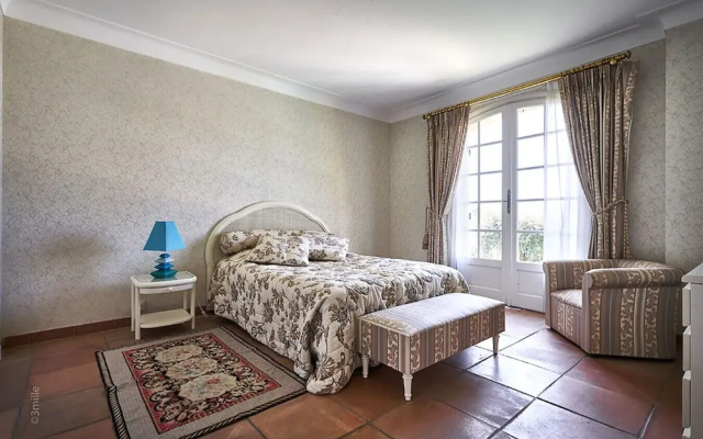 L'ORANGERAIE VI2077 by RIVIERA HOLIDAY HOMES
