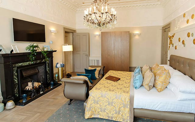 The Lynnhurst Hotel