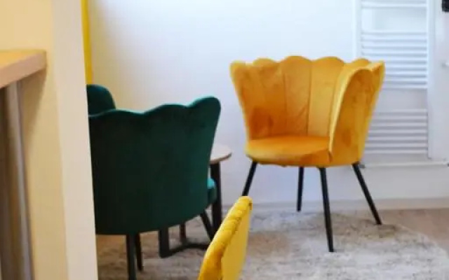 He-Ra Apartment 4