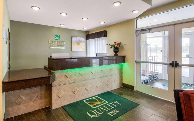 Comfort Inn & Suites