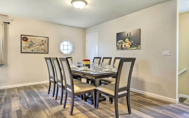Ideally Located Glen Cove Apartment!