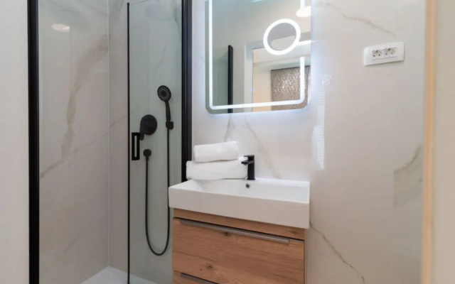 Apartment Mornar Trogir/Arbanija 25179