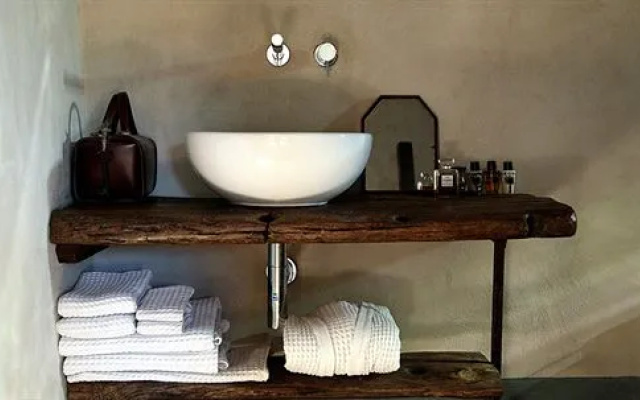 Follonico 4-Suite B&B