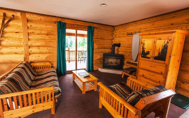 Glacier House Resort