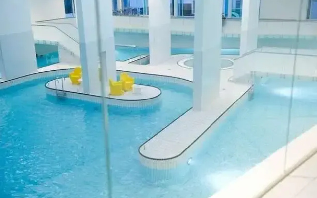 The Bobsleigh Hotel