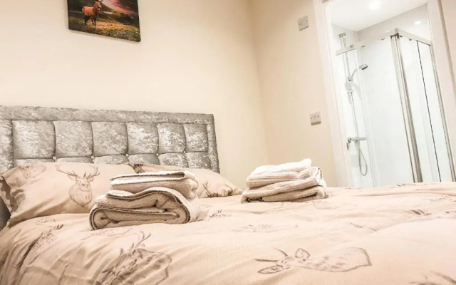 Deers Leap, A Modern new Personal Holiday let