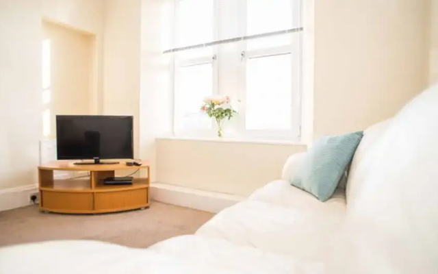 Great City Apartment