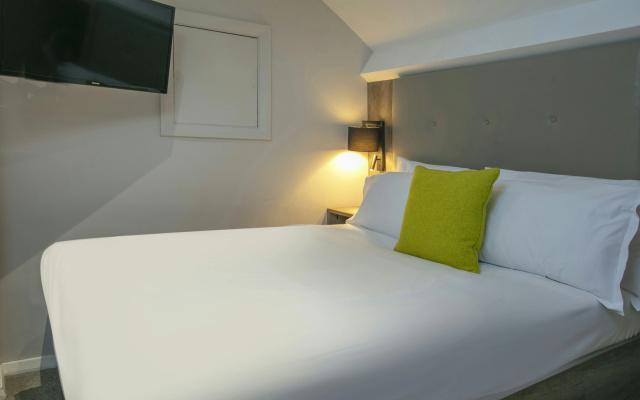 Crabwall Manor Hotel & Spa