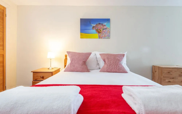 Central Market Street Apartment Sleeps 4