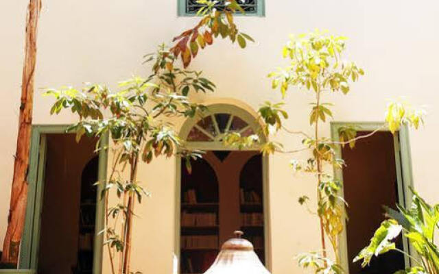 Отель Riad Helen Марокко, Марракеш - отзывы, цены и фото номеров - забронировать отель Riad Helen онлайн вид на фасад