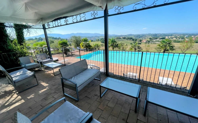 Apt 6 - Magical Grounds With Pool Jacuzzi Sleeps 4