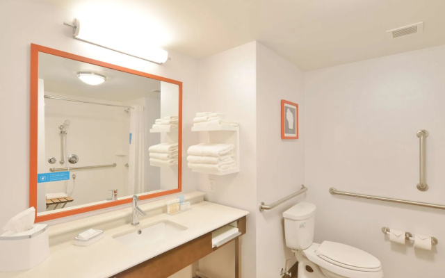 Hampton Inn & Suites Menomonie-UW Stout