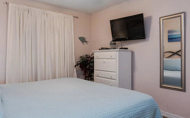 Royal Palms Condos