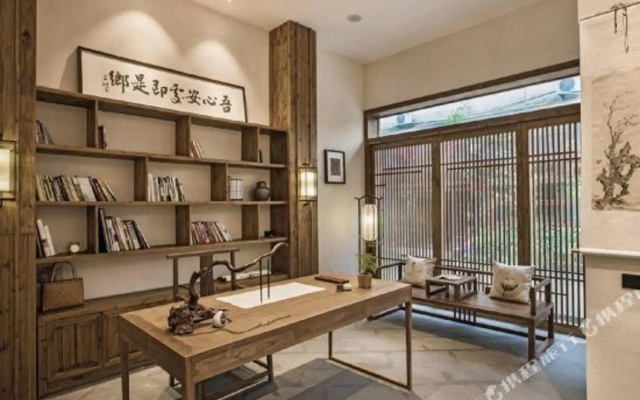 Caiwei Tea-themed homestay