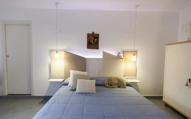 Short stay Apartment Violets house