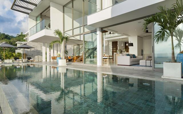 Отель Malaiwana Residences - an elite haven бассейн