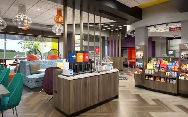 Tru by Hilton Midland East
