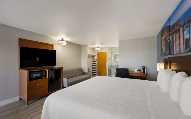 Comfort Inn near Hearst Castle - Cambria