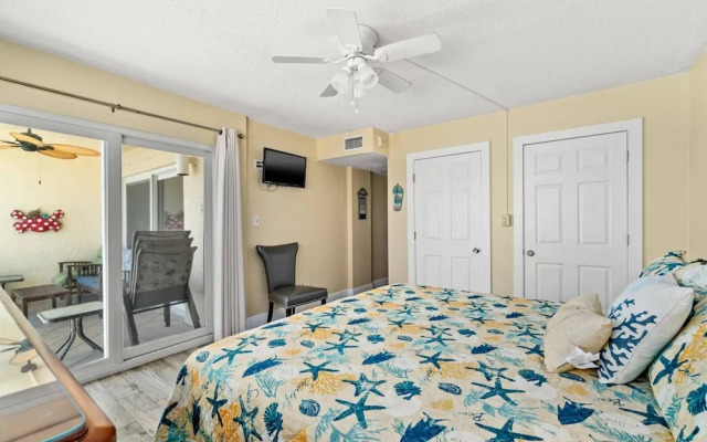 Regency Towers 521